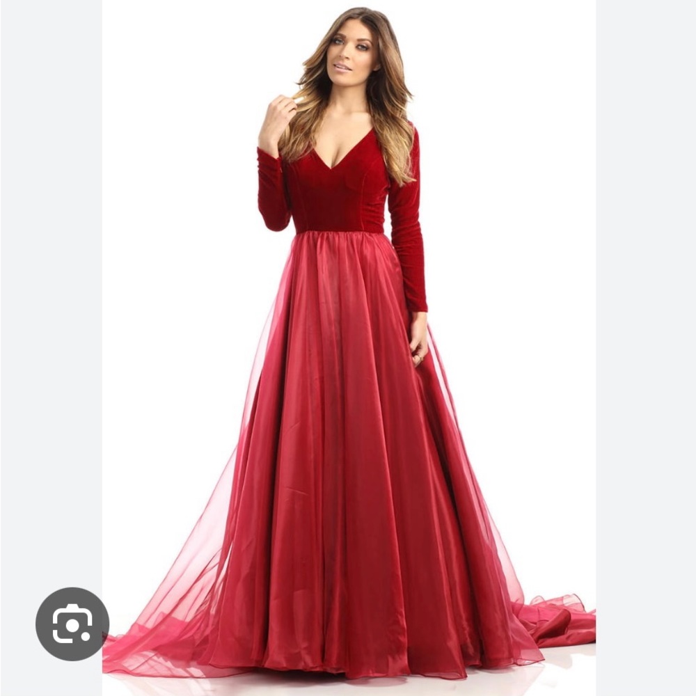Red Johnathan Kayne evening gown